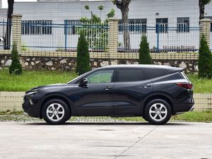 Chevrolet Blazer 2023 más vendido 650T 2WD/4WD Nuevo coche de gasolina + sistema híbrido suave de 48V <span class=keywords><strong>7</strong></span> <span class=keywords><strong>asientos</strong></span> 2,0 T Mid Large SUV - Product Image 2