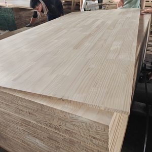 Planches <span class=keywords><strong>de</strong></span> <span class=keywords><strong>bois</strong></span> <span class=keywords><strong>de</strong></span> pin radiata écologiques, sans nœuds, à placage droit. - Product Image 6