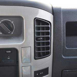 Camion Leggero Diesel Foton Usato 2-5 Tonnellate, Emissioni Euro 2, 150-250 CV, Trazione 4X2, Furgone per Logistica - Product Image 6