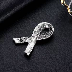 Broche en émail plaqué argent en forme de ruban rose pour la sensibilisation au <span class=keywords><strong>cancer</strong></span> du sein, badge de promotion de la <span class=keywords><strong>lutte</strong></span> <span class=keywords><strong>contre</strong></span> le SIDA, cadeau de mariage pour adolescente - Product Image 4