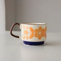 Cangkir Air Kantor 300ml Warna-warni Lucu Retro Matte Motif Bunga dengan Pegangan, Mug Kopi Porselen Vintage Jepang untuk Kembali ke Sekolah