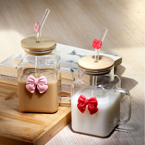 Bicchiere in Vetro Trasparente a Forma di Farfalla Ecologico 2025, Tazza per Caffè/Tè con Manico e Coperchio con Cannuccia, Moderno, Senza BPA, Adatto al Microonde - Product Image 2