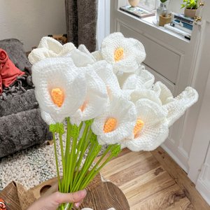 Nouveau bouquet de fleurs en crochet tricoté à la main, fleurs artificielles en gros pour cadeau - Product Image 2