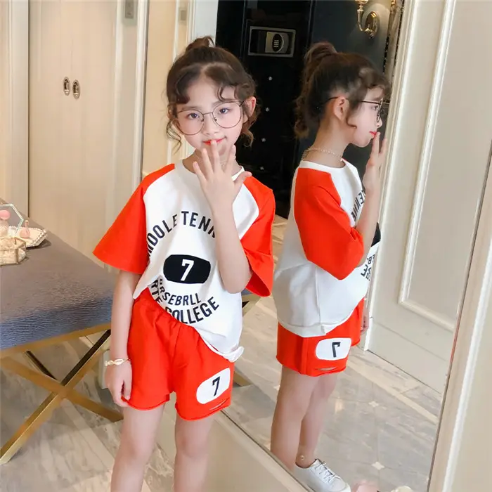 Vente en gros Vêtements pour enfants Impression Design Fille Sweat Ensemble de vêtements de sport Vêtements coréens Achats en ligne