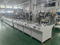 Macchina Semiautomatica a 8 Stazioni Facile da Usare per la Produzione e Incollatura di Lampadine LED