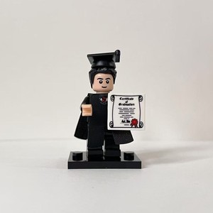 Regalos de minifiguras de bloques de construcción compatibles con temática de graduación, guiones de discursos, togas y birretes, juguetes educativos, coleccionables de grado maestría - Product Image 5