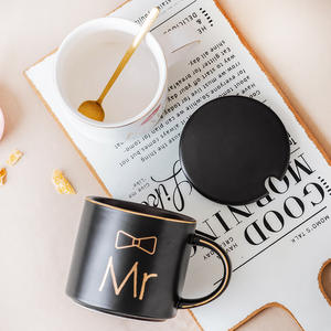 Tasse à café en céramique de grande capacité INS <span class=keywords><strong>Mr</strong></span> Mrs Couple tasse tasse avec couvercle <span class=keywords><strong>et</strong></span> cuillère modèle de simplicité pour les cadeaux vente en gros - Product Image 4