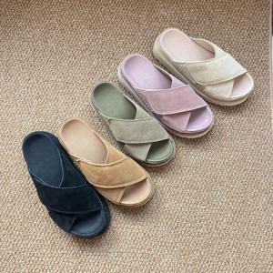 <span class=keywords><strong>Sandalias</strong></span> de cuero Uggs de alta gama 2026 para hombre y <span class=keywords><strong>mujer</strong></span>, originales, de nicho, para parejas, zapatos de playa de verano con suela gruesa, calzado cómodo. - Product Image 6