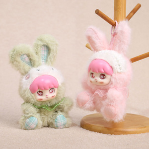 Nouveau Pendentif Lapin en Peluche Tendance avec Oreilles de Lapin, Figurine Réconfortante Rembourrée en Coton PP - Product Image 1