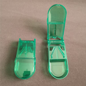 卸売カスタム格安プラスチック製ピルカッター分割収納コンパートメントボックス薬カプセルホルダー - Product Image 3