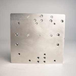 AMT VINA Venta Directa de Fábrica, Piezas Rentables de Panel de Ventana de Aluminio con Mecanizado CNC de Precisión - Product Image 2
