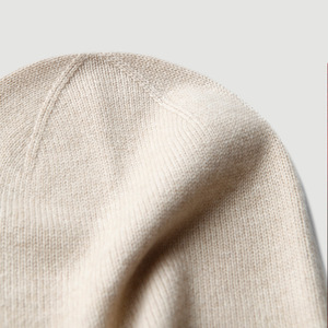 Gorro de Cachemira Tejido al por Mayor para Hombre y Mujer, Gorro de Invierno Cálido con Borde Enrollable para Clima Frío - Product Image 2