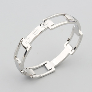 Wholesale custom fashion jewelry <b>stainless</b> <b>steel</b> 18k gold-plated hollow cuff <b>bracelet</b> for women and <b>men</b> - Product Image 3