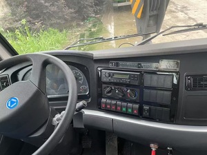 Exportation préférentielle de 55 tonnes de grues de camion d'occasion d'origine, service complet de logistique internationale qy55kc qy80kc - Product Image 5