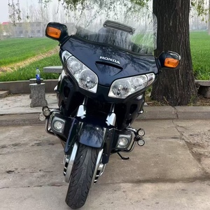 Moto de tourisme d'<span class=keywords><strong>occasion</strong></span> Honda Gold Wing GL1800, 1800 cm³, six cylindres horizontaux, cruiser de luxe pour les longues distances - Product Image 5