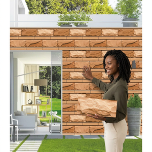 Azulejos de pared de cerámica India esmaltados de elevación Exterior de diseñador de ladrillo lineal de uso doméstico hecho a mano 300x450mm 30x45cm 12x18 pulgadas Stock - Product Image 1