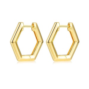 Pendientes hexagonales chapados en oro de 18 quilates minimalistas para Milskye INS delicados de alta calidad al por mayor nueva tendencia fabricantes de joyería - Product Image 6