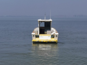 Bateau de pêche en fibre de verre à <span class=keywords><strong>console</strong></span> centrale de couleur personnalisée de 28 pieds <span class=keywords><strong>10</strong></span> <span class=keywords><strong>personnes</strong></span> - Product Image 2