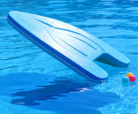 Planche de natation durable en forme de A Dolphin pour enfants débutants Aide à la formation en piscine flottante