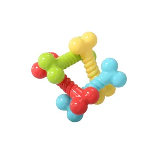 चार रंगीन कैंडी हड्डियों पालतू खिलौना चमकीले रंग साफ दांत फेंकने टूर उच्च घनत्व TPR सामग्री