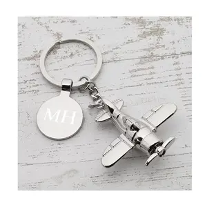 고급 키 체인 액세서리 개인화 된 새겨진 크롬 금속 비행기 비행기 열쇠 고리 비행 안전 항공 열쇠 고리 남성용 선물