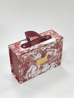 Boîte d'emballage en papier personnalisée en forme de sac à main, vente en gros d'usine, grande boîte cadeau pour robes de mariée, boîte d'emballage de luxe pour sacs à main