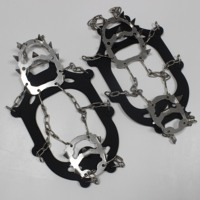 Crampons professionnels en acier inoxydable à 18 dents, 19 dents et 30 dents pour l'escalade en plein air et la marche en toute sécurité.
