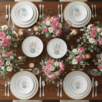 Service de table de mariage élégant en porcelaine florale, théière romantique et vaisselle à motif de fleurs sauvages, assiettes et tasses en porcelaine fine.