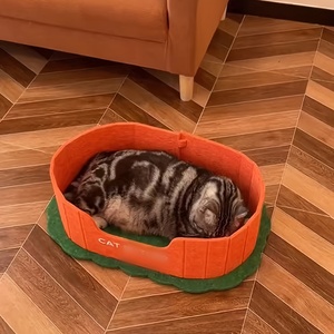 ที่นอนแมวทรงกลมขนาดใหญ่ ทำจากผ้าสักหลาด อุ่นสบายสำหรับฤดูหนาว ดีไซน์ทันสมัย เหมาะสำหรับแมวในบ้าน พร้อมสายรัดแบบยั่งยืน ใช้ได้กับครอบครัวที่มีแมวหลายตัว - Product Image 2