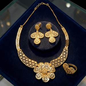 Wholesale Forming 14K 18K 24K Gold Plated Necklaces Traditional Floral Design Jewelry Fashion Jewelry Brass Gold Filled Jewelry - Product Image 1