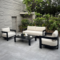 Mobilier d'extérieur haut de gamme Spot cadre en alliage d'aluminium tissu imperméable Villa Patio canapé ensemble