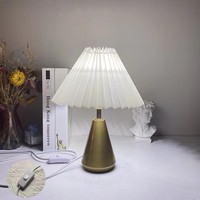 Lámpara Nocturna LED Inalámbrica de Metal Moderna y Lujosa para Decoración del Hogar, Recargable por USB, Flexible, con Control Táctil de 3 Colores y Regulación de Intensidad para Dormitorios