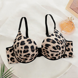 Sujetador <span class=keywords><strong>de</strong></span> lujo Sexy <span class=keywords><strong>de</strong></span> alta calidad para mujer, encaje ondulado transparente con lazo <span class=keywords><strong>de</strong></span> malla calado, sujetador <span class=keywords><strong>de</strong></span> realce con aros para mujer - Product Image 5