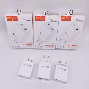 Oem <span class=keywords><strong>caricatore</strong></span> universale del telefono cellulare 18w per <span class=keywords><strong>Iphone</strong></span> tipo <span class=keywords><strong>C</strong></span> <span class=keywords><strong>caricatore</strong></span> del telefono cellulare adattatore di alimentazione adattatore di alimentazione 20w <span class=keywords><strong>caricatore</strong></span> del telefono - Product Image 2