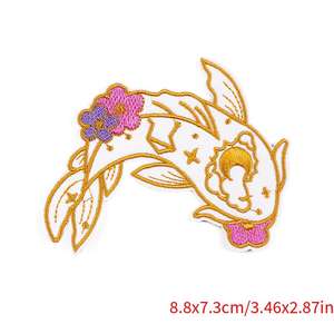 ของตกแต่งเทศกาลผ้าศิลปะสติกเกอร์ติดเสื้อผ้าแบบทำมือแผ่นปักลายปลาสีดำและสีขาวสำหรับใส่หมวกกระเป๋า2ชิ้น - Product Image 4