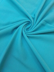 Tissu en piqué de coton et polyester le plus vendu pour les sweats à capuche, les sweats-shirts, les vestes, les vêtements de sport et les confections textiles, disponible au meilleur prix - Product Image 1