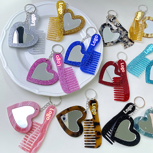 Juego de Peine y Espejo de Bolsillo Portátil con Diseño de Corazón, Llaveros Personalizados de Acrílico Grabado - Product Image 1