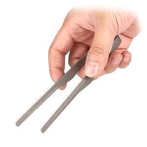 Pince <span class=keywords><strong>de</strong></span> <span class=keywords><strong>cuisine</strong></span> en titane pince à tasse à thé Anti-brûlure pince à poignée facile ustensile pratique léger <span class=keywords><strong>pour</strong></span> la <span class=keywords><strong>cuisine</strong></span> accessoires <span class=keywords><strong>de</strong></span> <span class=keywords><strong>camping</strong></span> - Product Image 1