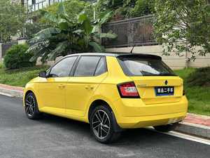 Skoda <span class=keywords><strong>Fabia</strong></span> 1.6L Automatica Edizione Sport Benzina 2016 Usata Guida a Sinistra Gialla Hatchback Pneumatici R15 per Esportazione - Product Image 5