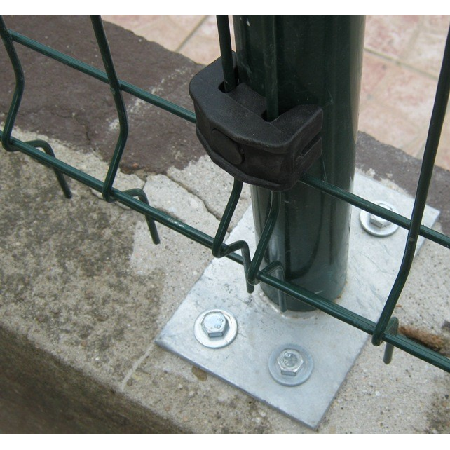 Green 150 cm Square Tubular Pole 50X50 mm-Complete with 3 Fixing Plates for Fencing Trellis & Gates