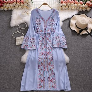 Primavera otoño Indie Folk pesado flor bordado Vestido mujer cuello en V manga acampanada Vestido cintura alta cordón vestidos largos - Product Image 3