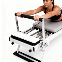 Nouveau design de reformer de Pilates avec technologie de capteur intelligent pour suivre la forme et les répétitions