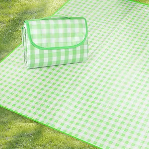 Vente Flash Couverture de pique-nique Térylène Tissu Portable Carton Couverture Pliable Pique-nique Camping Couverture Extérieure Pour Enfants