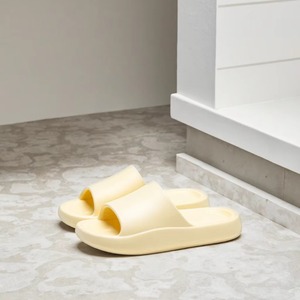 Ciabatte Estive Resistenti per Casa, Antiscivolo e Silenziose per Bagno, con Suola Morbida in EVA e Suola Spessa, per Uomo e Donna, Sandali per Coppie - Product Image 3