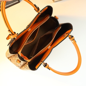Commerce extérieur <span class=keywords><strong>Sac</strong></span> à main pour femme gravé transfrontalier <span class=keywords><strong>Sac</strong></span> seau rétro haut de gamme à la mode - Product Image 5