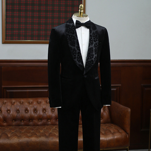 Costume de smoking noir en velours pour <span class=keywords><strong>homme</strong></span>, revers châle, jacquard floral, coupe ajustée, un bouton, idéal pour mariage, <span class=keywords><strong>soirée</strong></span>, gala - Product Image 1