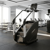 Appareil de cardio-training pour usage commercial : Simulateur d'escalade avec écran