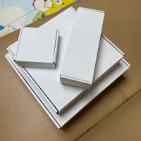 Caja de Cartón Reciclable para Envíos con Logotipo Personalizado, Laminación Mate y Carpetas para Empaque de Ropa y Zapatos