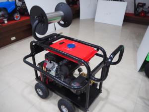 <span class=keywords><strong>Nettoyeur</strong></span> <span class=keywords><strong>haute</strong></span> <span class=keywords><strong>pression</strong></span> de <span class=keywords><strong>vidange</strong></span> d'égout d'équipement de machine de nettoyage industriel de laveuse à jet d'eau - Product Image 5