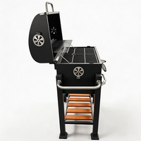 Barbecue fumoir professionnel robuste avec étagère avant pour la cuisson gourmande en extérieur